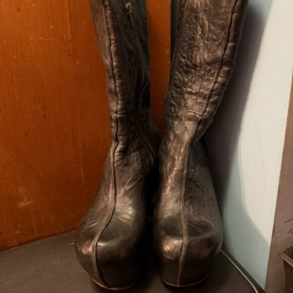 Gee Wa Wa Fatales THE CLAW - Clog Platform Boots – Vintage early mid aughts - Picture 2 of 16